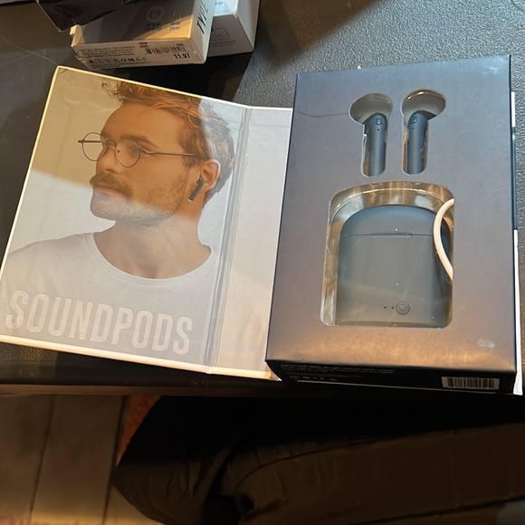 CYLO | DEEP BLUE WIRELESS SOUND PODS - Picture 3 of 5